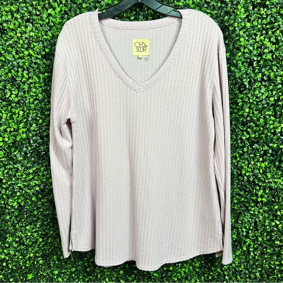 CHASER | Waffle Knit V-Neck Top - Picture 2 of 6